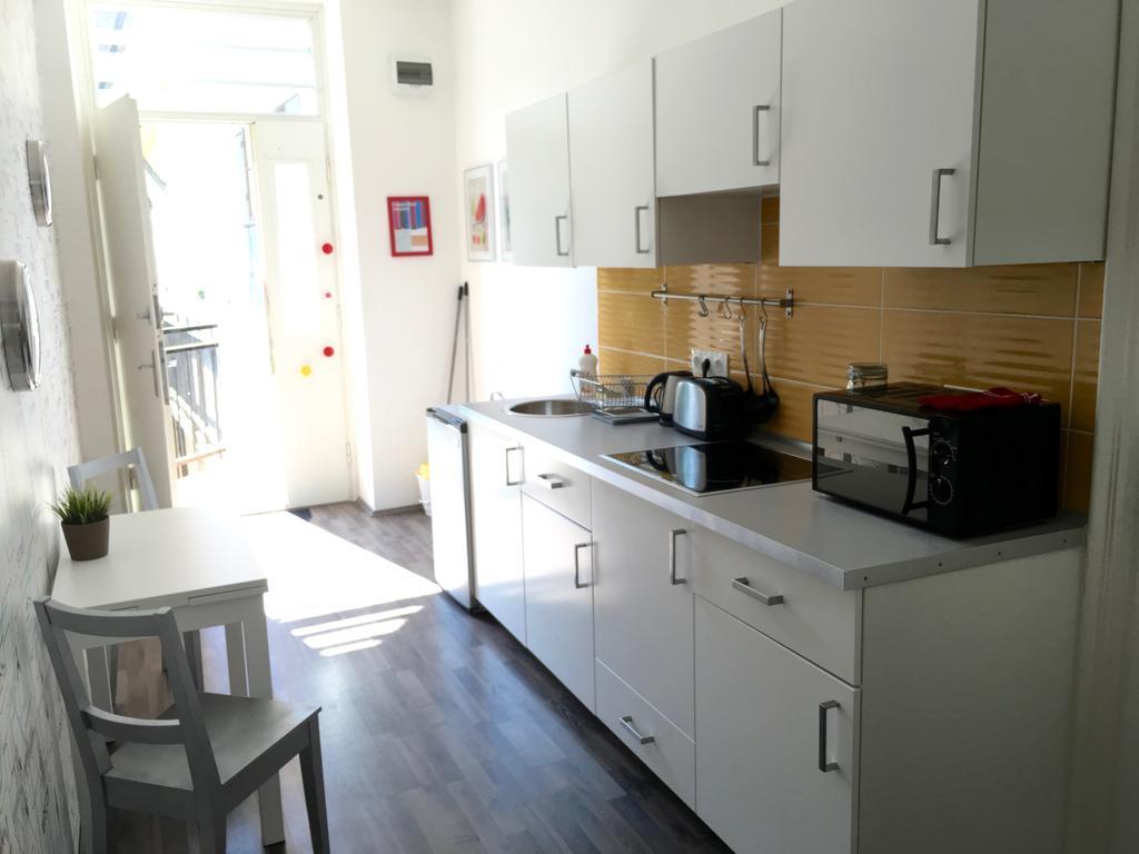 Budget Apartment By Hi5-Kiraly 99 Budapest Luaran gambar