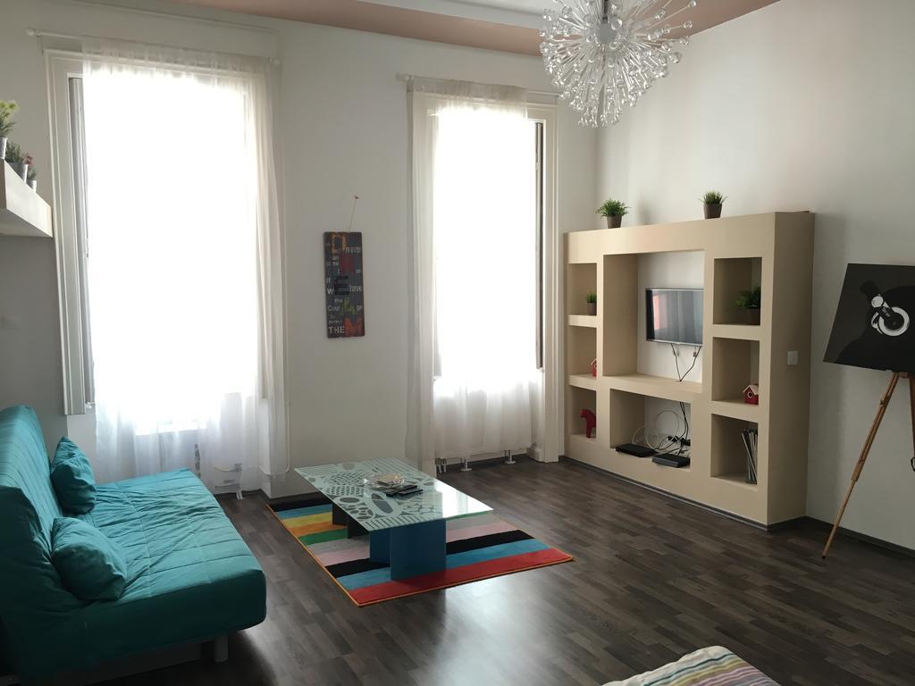Budget Apartment By Hi5-Kiraly 99 Budapest Luaran gambar